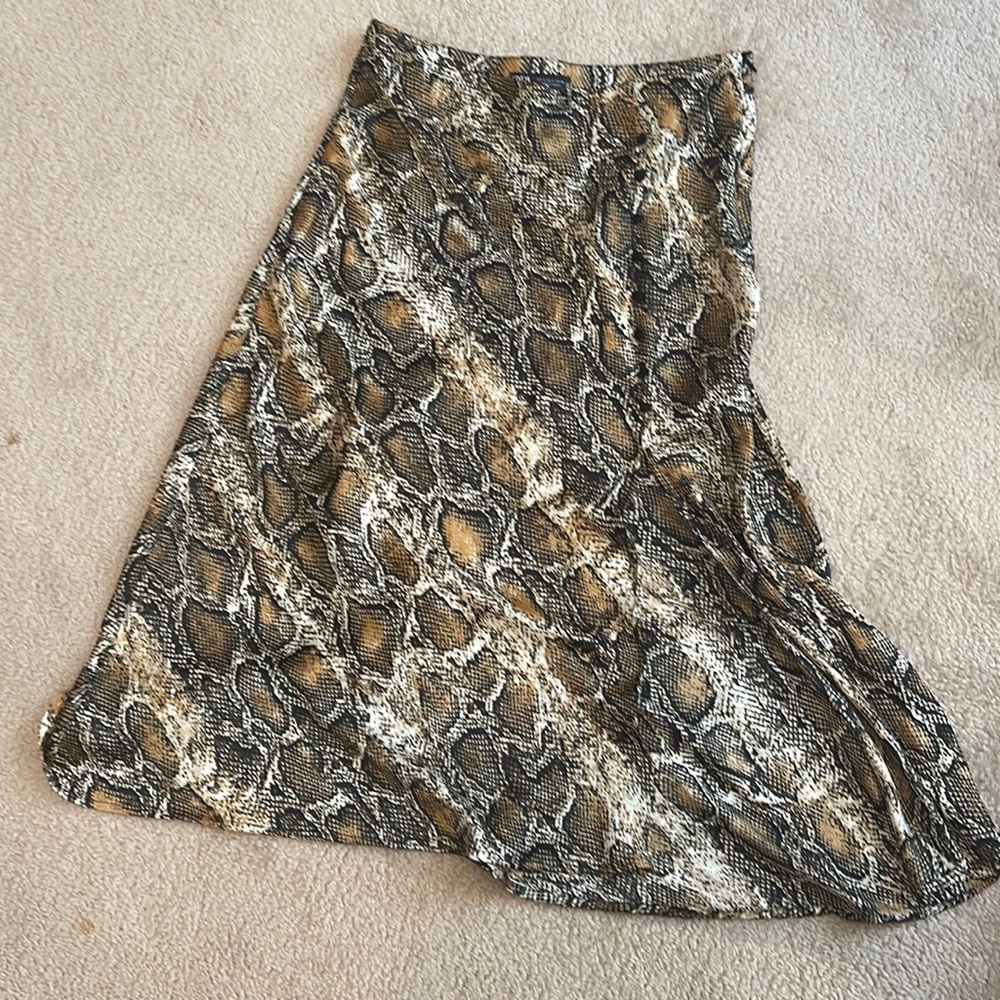 Zara Snake print skirt with slit